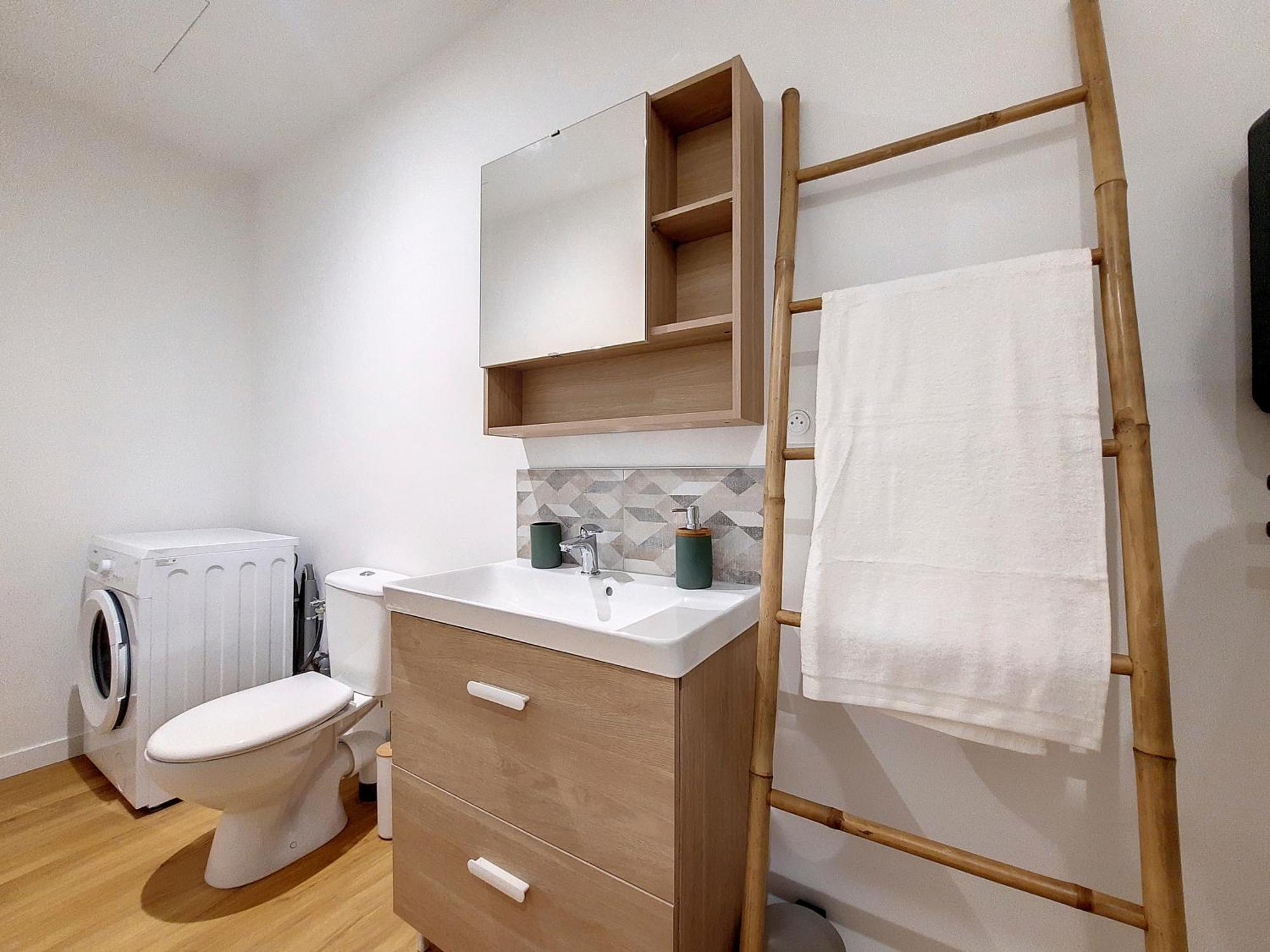 Le Nordique - 2 Chambres - Fibre Wifi - Netflix - Menage Inclus Tarbes Buitenkant foto